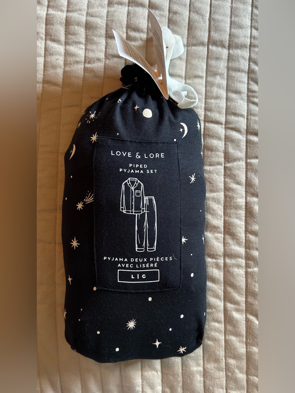 Love & Lore Black Star Piped Pyjama Set - L/G